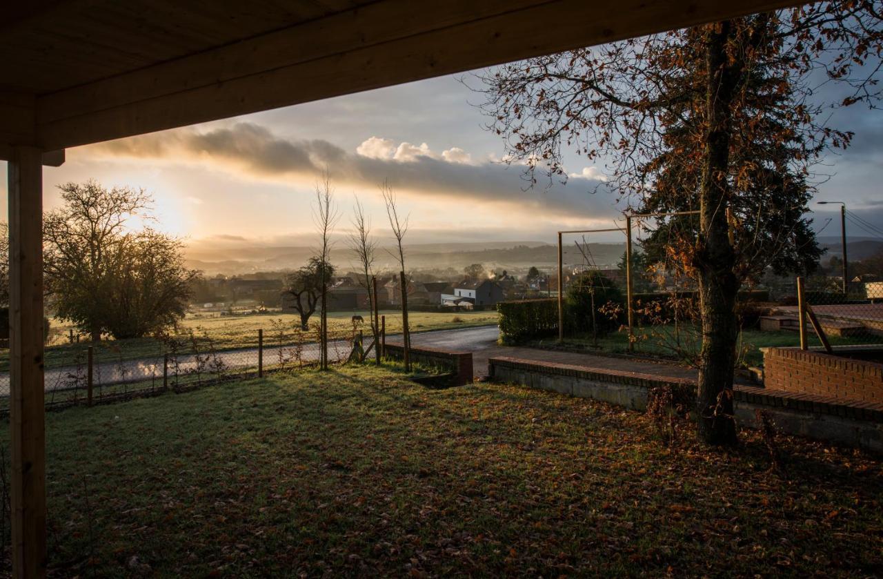 Agimon'Toit Villa Hastiere-par-dela Buitenkant foto